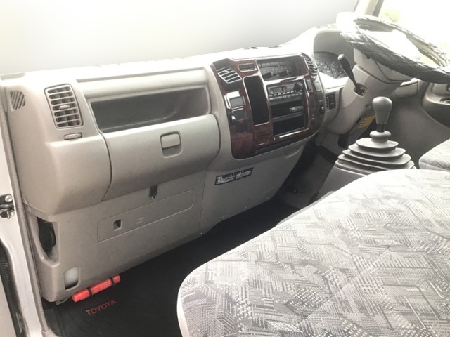 トヨタダイナ平ボディ小型（2t・3t）[写真22]