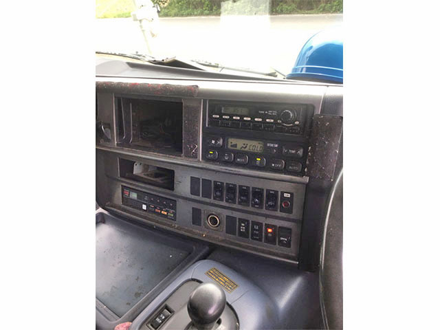 日野プロフィアアルミウイング大型（10t）[写真32]