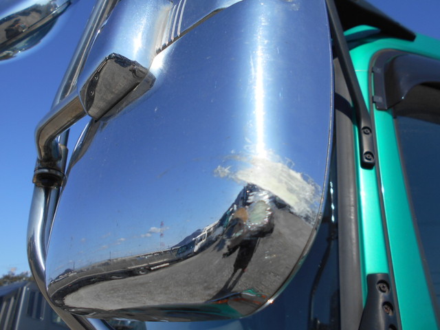 UDトラックスコンドルアルミブロック増トン（6t・8t）[写真08]