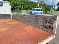 三菱ふそうキャンター平ボディ小型（2t・3t）[写真15]