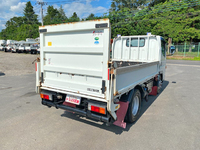 三菱ふそうキャンター平ボディ小型（2t・3t）[写真02]