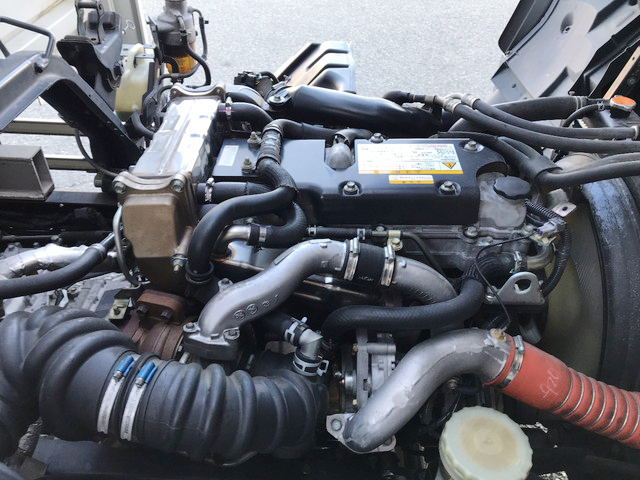 いすゞフォワードアルミウイング中型（4t）[写真25]