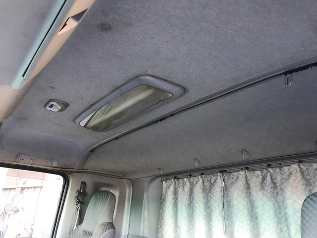 いすゞフォワードアルミウイング中型（4t）[写真31]