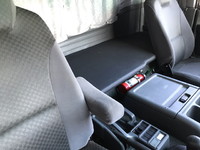 いすゞフォワードアルミウイング中型（4t）[写真32]