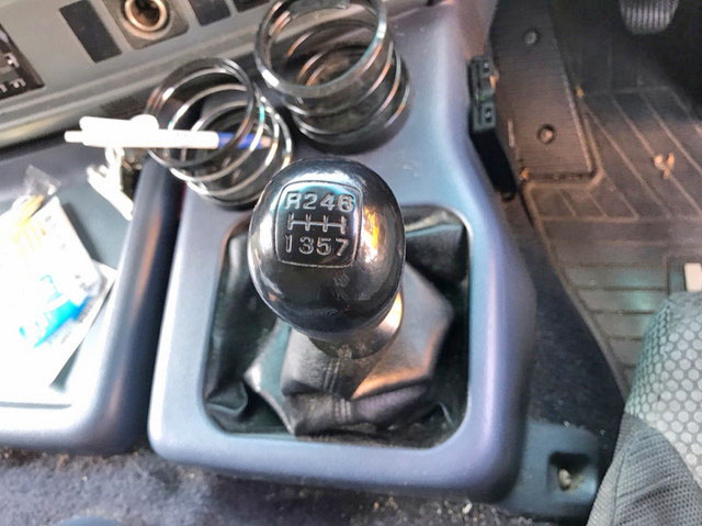 日野プロフィアアルミウイング大型（10t）[写真28]