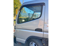 三菱ふそうキャンターユニック3段小型（2t・3t）[写真15]