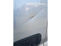 三菱ふそうキャンターユニック3段小型（2t・3t）[写真16]