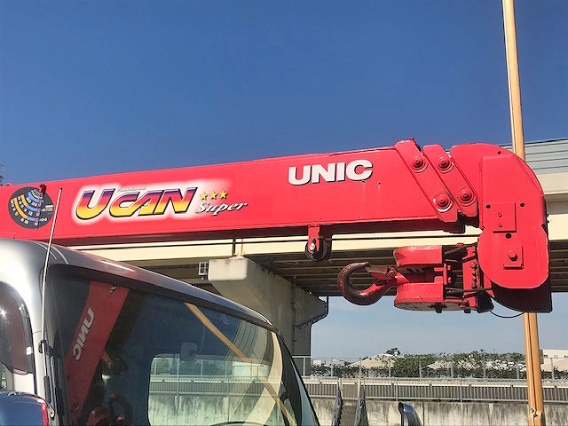 三菱ふそうキャンターユニック3段小型（2t・3t）[写真08]