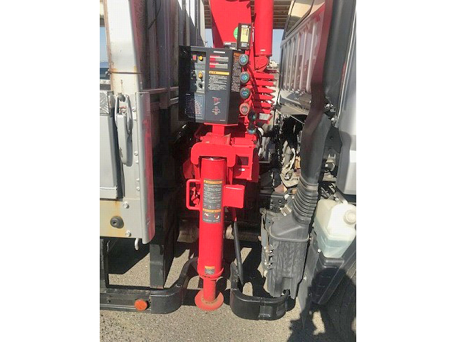 三菱ふそうキャンターユニック3段小型（2t・3t）[写真09]