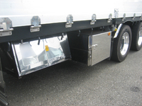 日野プロフィアアルミブロック大型（10t）[写真13]