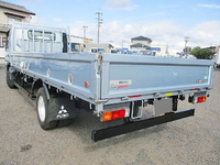 三菱ふそうキャンター平ボディ小型（2t・3t）[写真02]