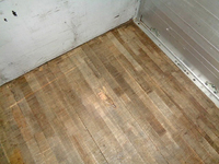 日野レンジャーアルミウイング中型（4t）[写真15]