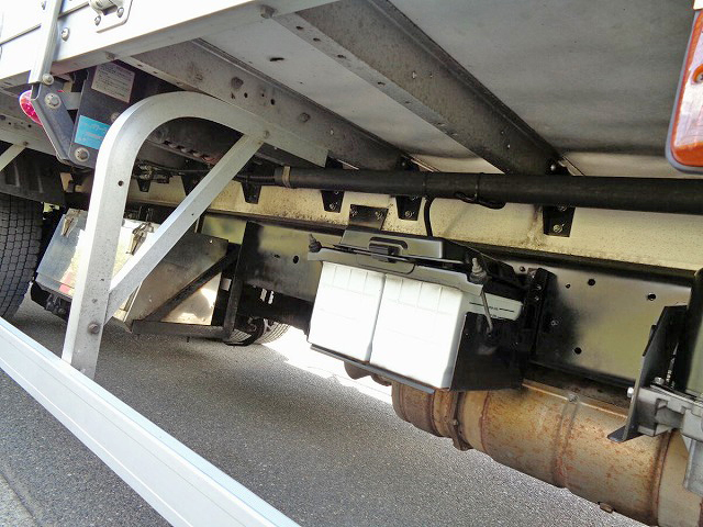 日野レンジャーアルミウイング中型（4t）[写真26]