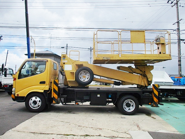 日野デュトロ高所作業車小型（2t・3t）[写真06]