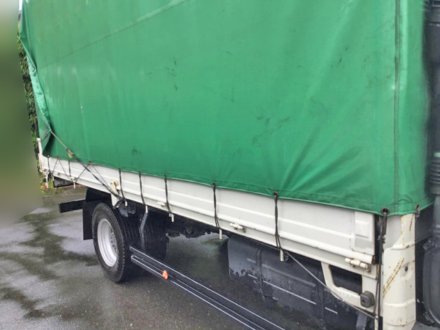 トヨタダイナ幌車小型（2t・3t）[写真05]