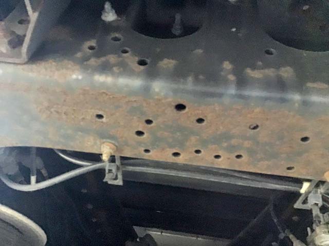 いすゞギガアルミウイング大型（10t）[写真14]