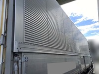 いすゞギガアルミウイング大型（10t）[写真05]