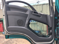 いすゞフォワード冷凍車（冷蔵車）中型（4t）[写真23]