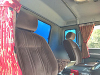 いすゞフォワードアルミウイング中型（4t）[写真22]