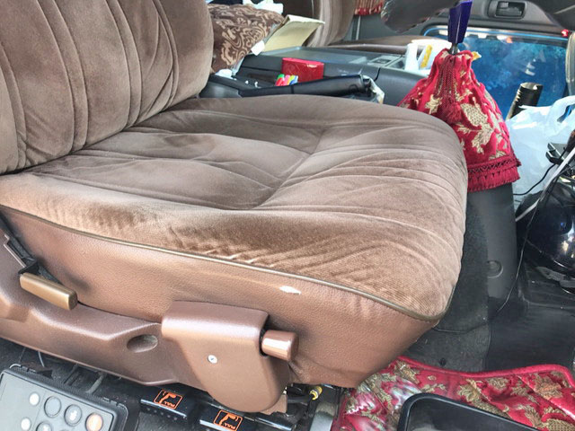 いすゞフォワードアルミウイング中型（4t）[写真23]