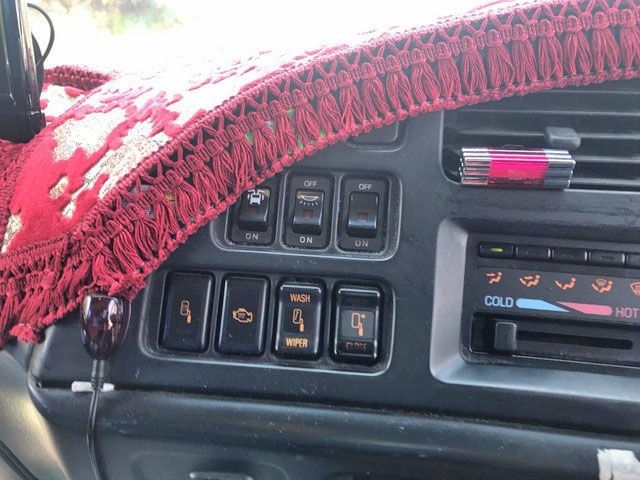 いすゞフォワードアルミウイング中型（4t）[写真32]