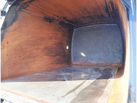 日野レンジャーパッカー車（塵芥車）中型（4t）[写真13]