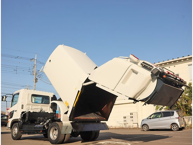 日野レンジャーパッカー車（塵芥車）中型（4t）[写真02]