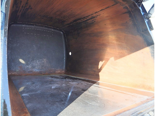 日野レンジャーパッカー車（塵芥車）中型（4t）[写真07]