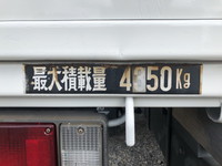 いすゞエルフ平ボディ小型（2t・3t）[写真12]