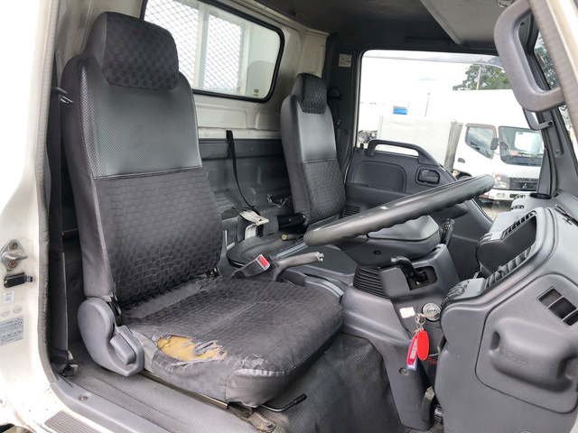 いすゞエルフ平ボディ小型（2t・3t）[写真26]