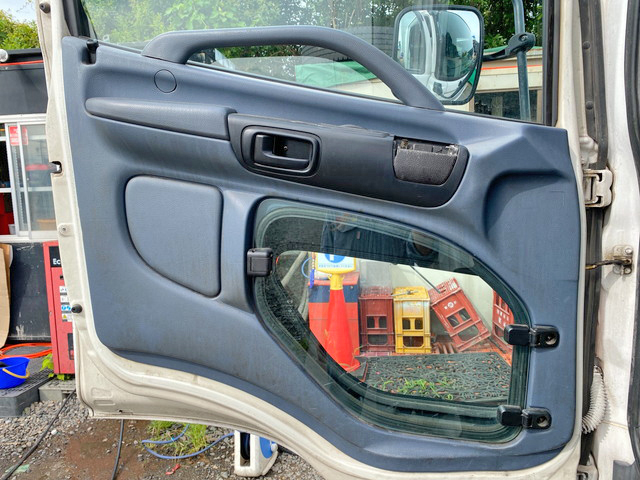 日野レンジャー冷凍車（冷蔵車）増トン（6t・8t）[写真27]