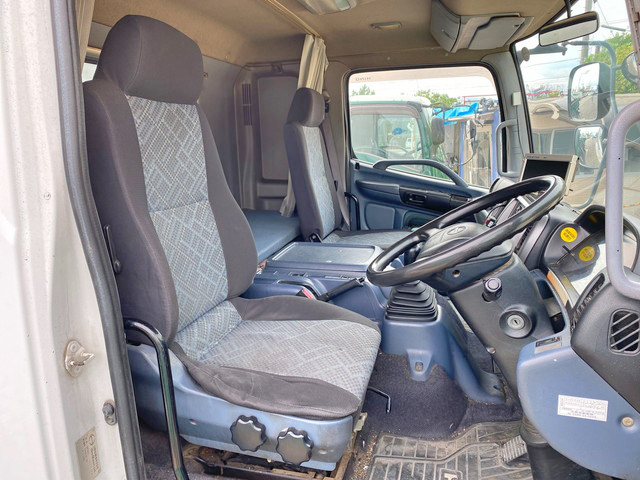 日野レンジャー冷凍車（冷蔵車）増トン（6t・8t）[写真31]