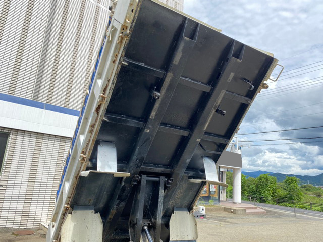 日野デュトロダンプ小型（2t・3t）[写真18]