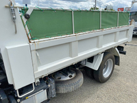 三菱ふそうキャンターダンプ小型（2t・3t）[写真16]