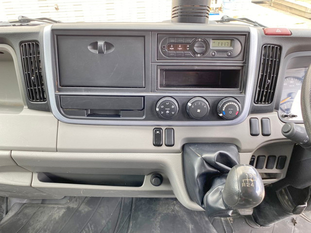 三菱ふそうキャンターダンプ小型（2t・3t）[写真36]