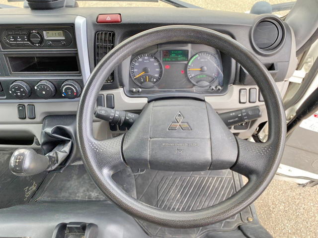 三菱ふそうキャンターダンプ小型（2t・3t）[写真37]