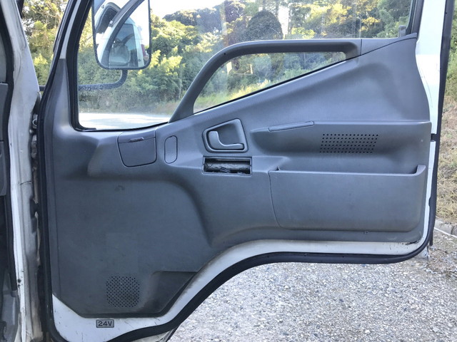 三菱ふそうキャンターセーフティローダー小型（2t・3t）[写真27]