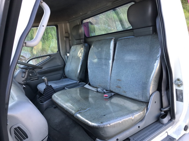 三菱ふそうキャンターセーフティローダー小型（2t・3t）[写真28]