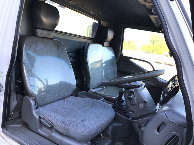 三菱ふそうキャンターセーフティローダー小型（2t・3t）[写真29]