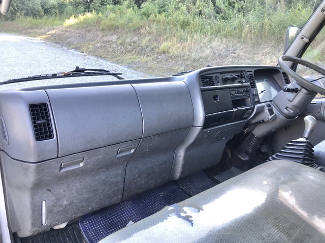 三菱ふそうキャンターセーフティローダー小型（2t・3t）[写真31]