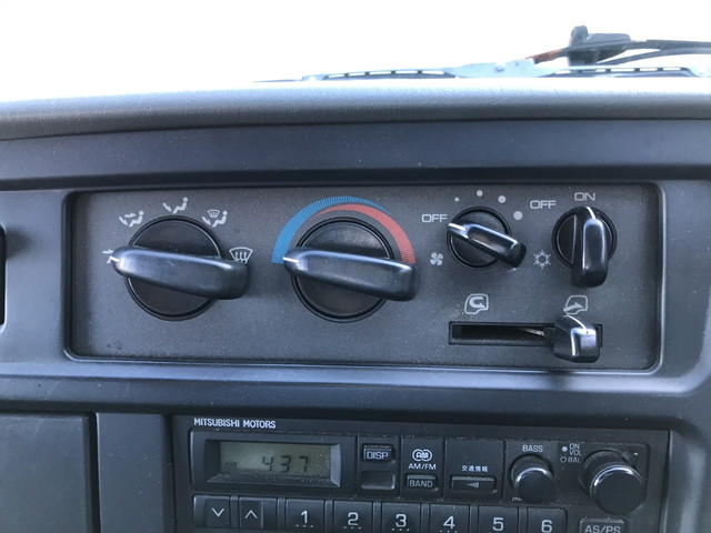 三菱ふそうキャンターセーフティローダー小型（2t・3t）[写真33]