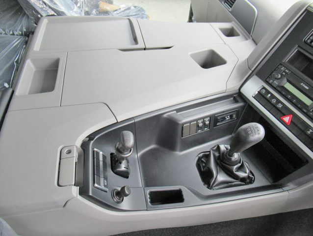 三菱ふそうスーパーグレートアルミブロック大型（10t）[写真12]