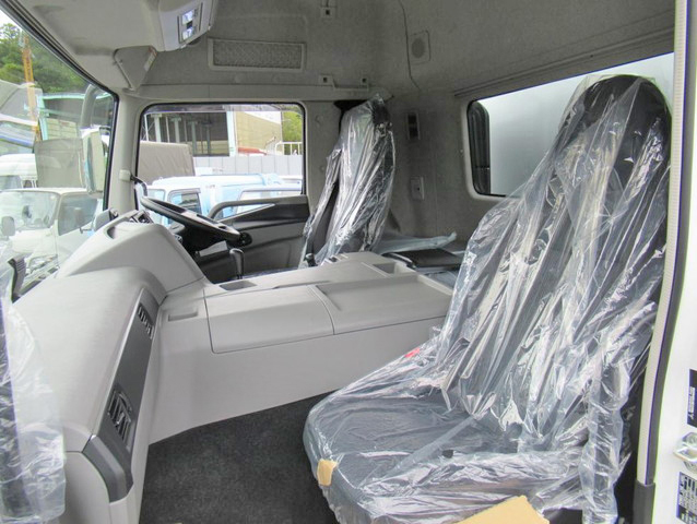 三菱ふそうスーパーグレートアルミブロック大型（10t）[写真16]