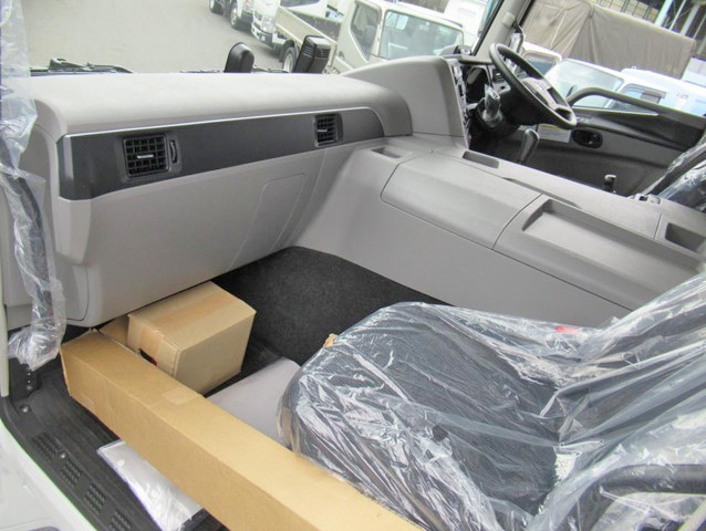 三菱ふそうスーパーグレートアルミブロック大型（10t）[写真17]