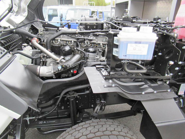 三菱ふそうスーパーグレートアルミブロック大型（10t）[写真34]