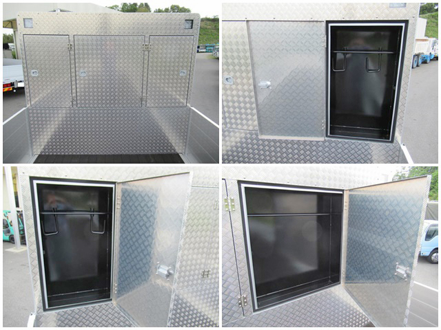 三菱ふそうスーパーグレートアルミブロック大型（10t）[写真38]