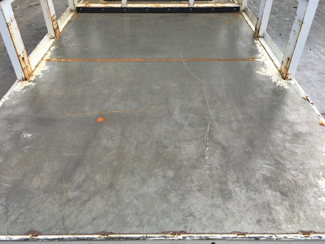 日産アトラス平ボディ小型（2t・3t）[写真14]