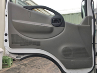 日産アトラス平ボディ小型（2t・3t）[写真29]