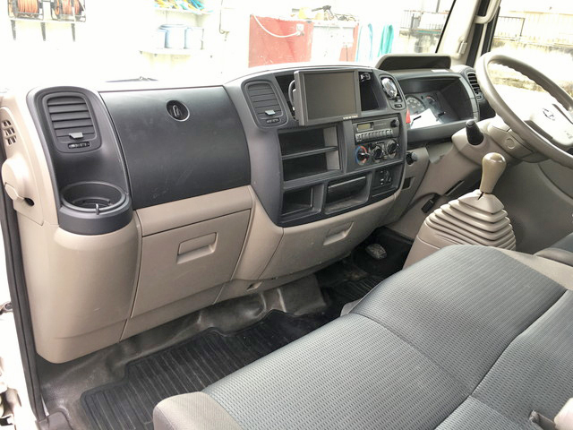 日産アトラス平ボディ小型（2t・3t）[写真31]