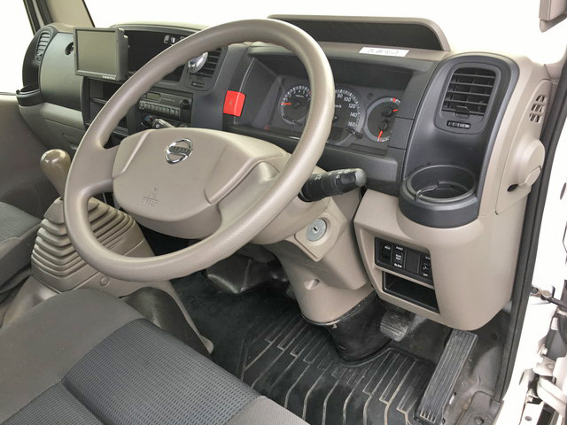 日産アトラス平ボディ小型（2t・3t）[写真34]